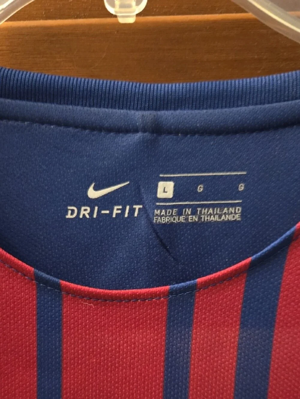 2018/2019 FC Barcelona home Blaugrana Stripes - Official Soccer Kit
